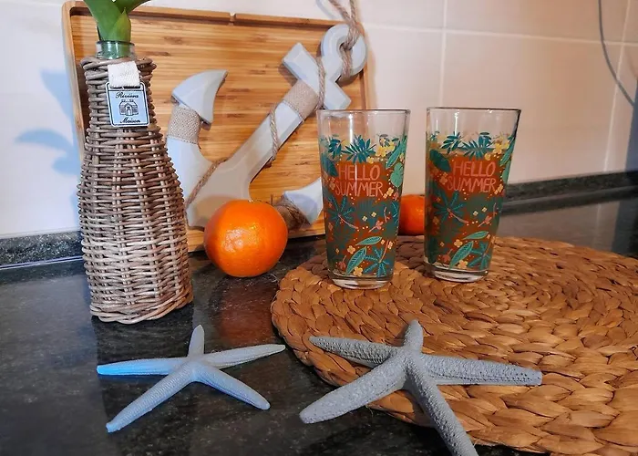 Canadian Style House With 3d Effect Pool Frühstückspension Vinosady